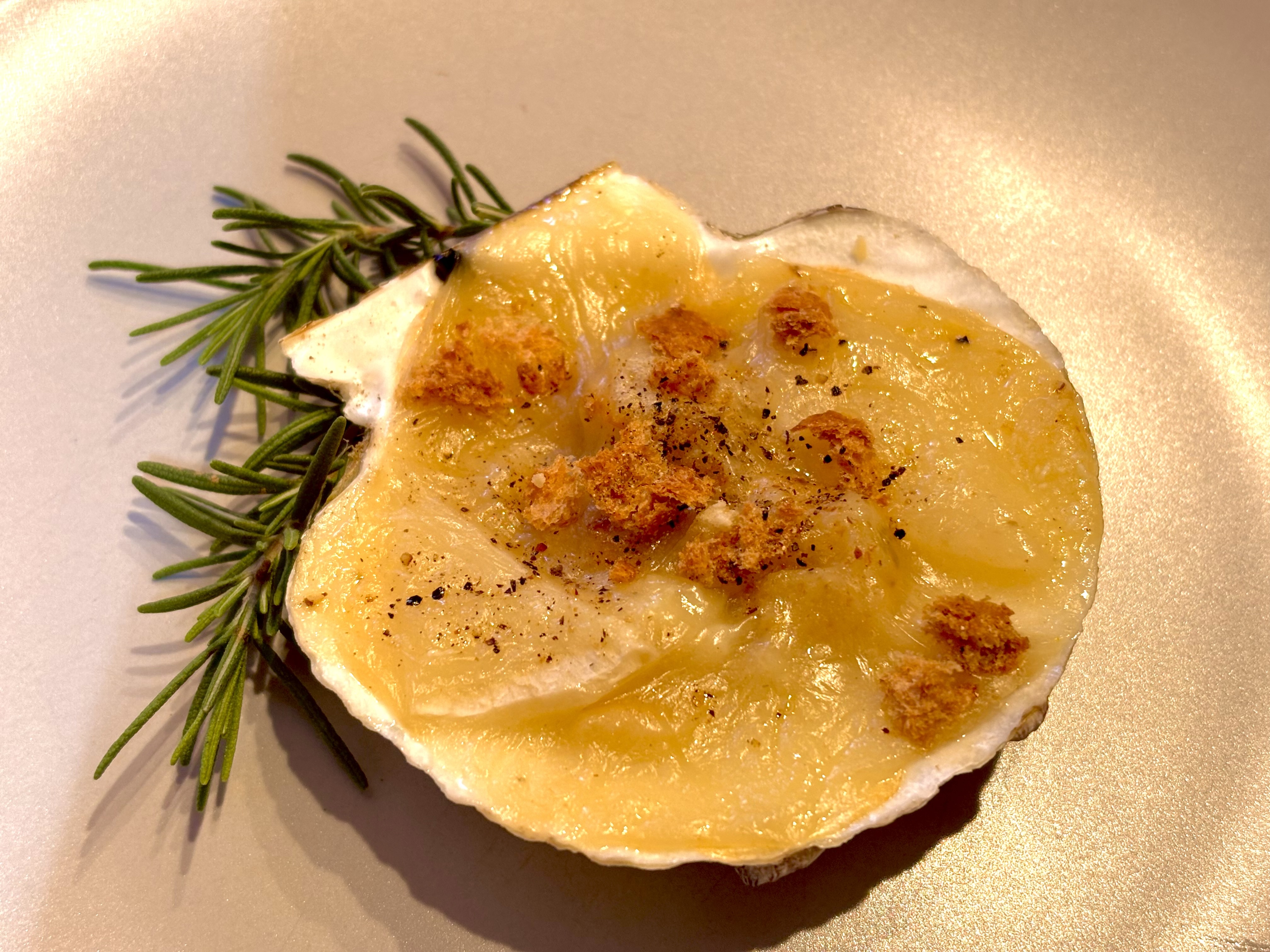 Scallop gratin